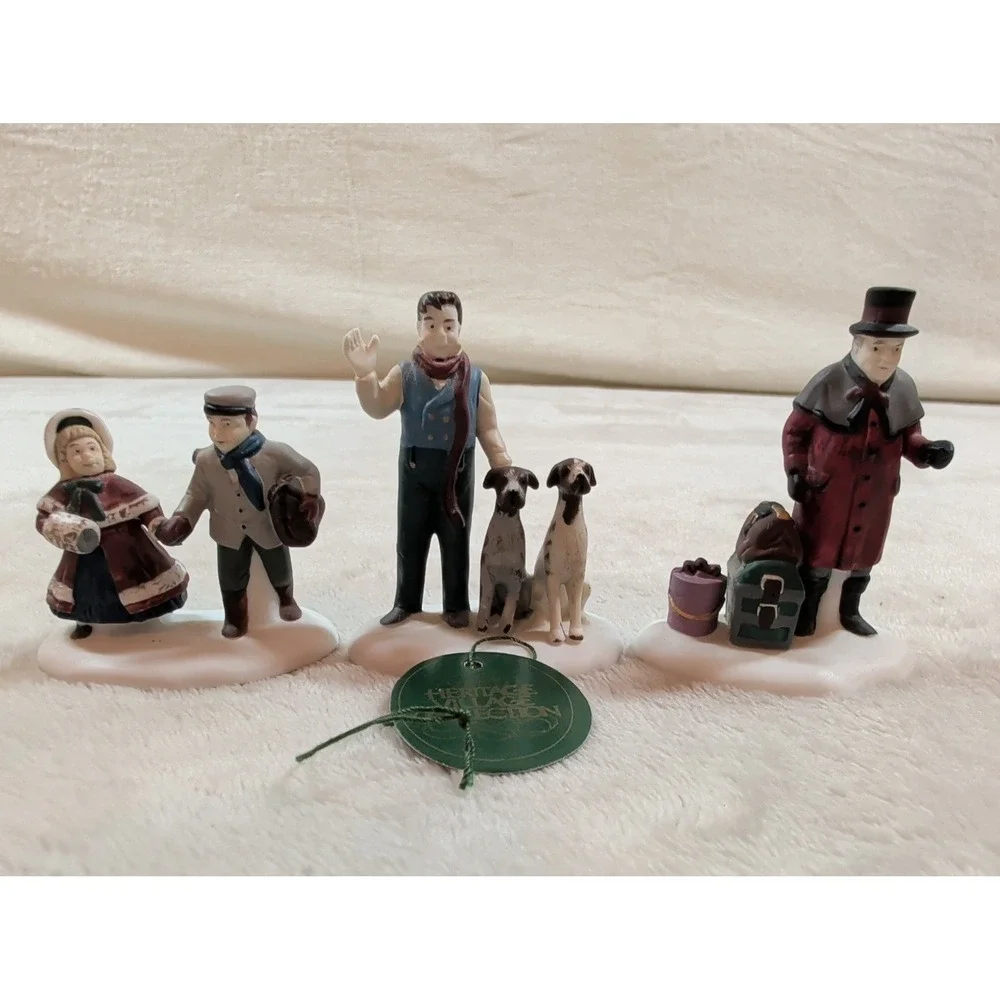 Dept‎ 56 Heritage Village Vision of a Christmas Past Porcelain Figures 5817-3